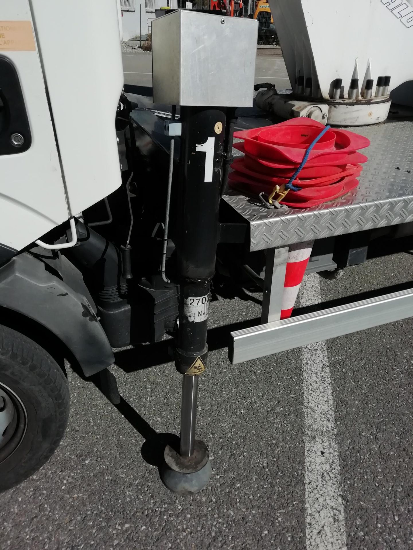 Camion nacelle Multitel avec démarrage moteur depuis la nacelle