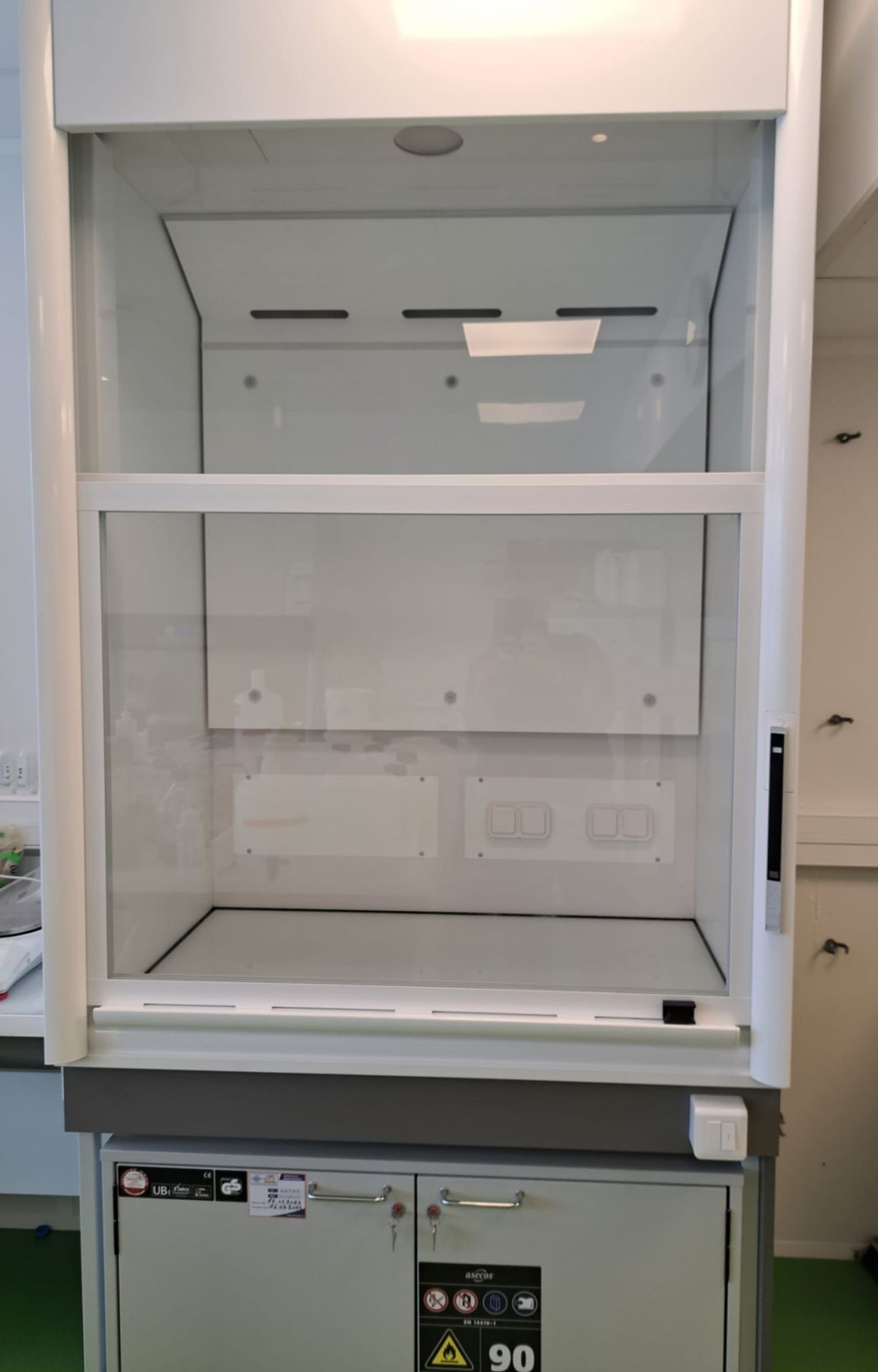 Sorbonne de laboratoire sur paillasse - Evolutive, novatrice ,design - EVOLUFLOW_7