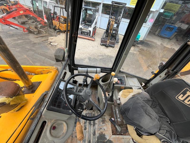 Tractopelle JCB 2CX 5.2T - 64 CV - Année 1987 - 4 godets - Caméra arrière - Doubles lignes auxiliaires_6