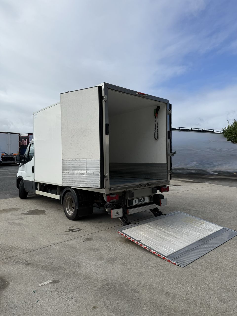 Voiture frigorifique 695FR140 - Iveco Daily 35C14_6