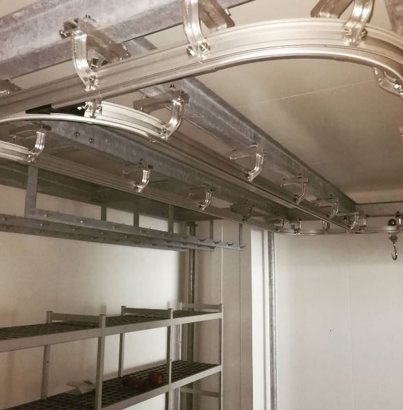 Convoyeur aérien pour le transport de carcasse_6