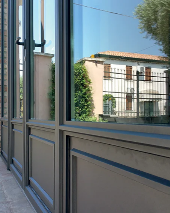 Fenêtres et portes en profilés alu et charnières invisibles - Menuiseries ultra fines sur-mesure - REYNAERS SLIM LINE 38 - GRI Fabricant_6
