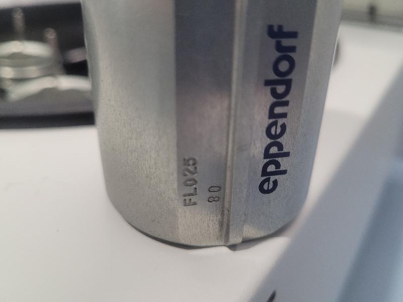 Centrifugeuse réfrigérée EPPENDORF 5702R avec rotor A-4-38_6