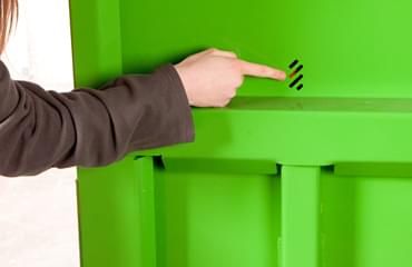 Presse à balles moyenne, V8 - Compacteur vertical pour volumes moyens de déchets recyclables._6