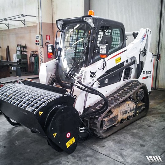 Godet malaxeur à béton pour mini-chargeuse_6