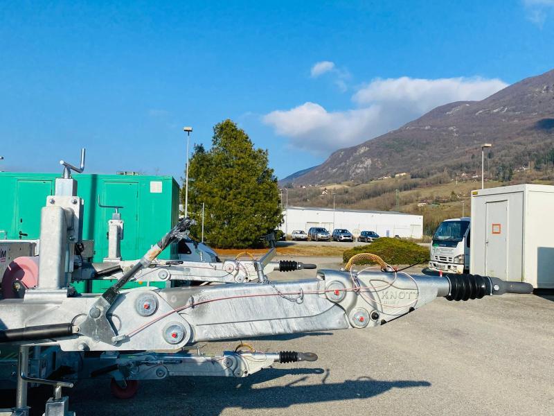 ECIM remorque porte engins 2 essieux 3t5 neuve_6