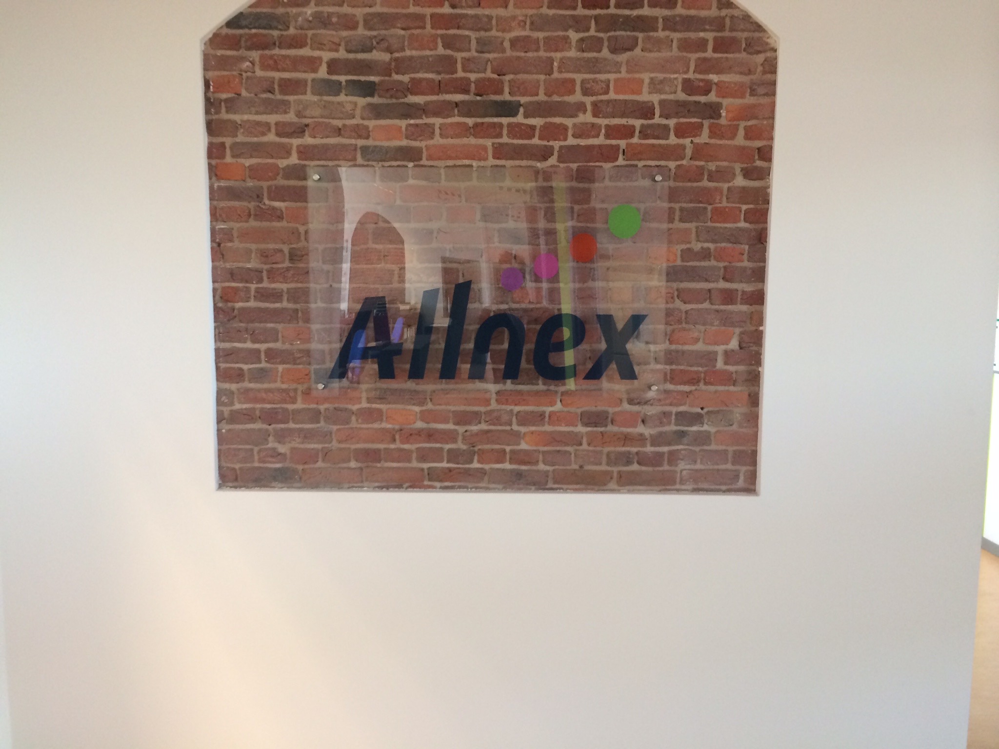 Plaque de signalisation légère