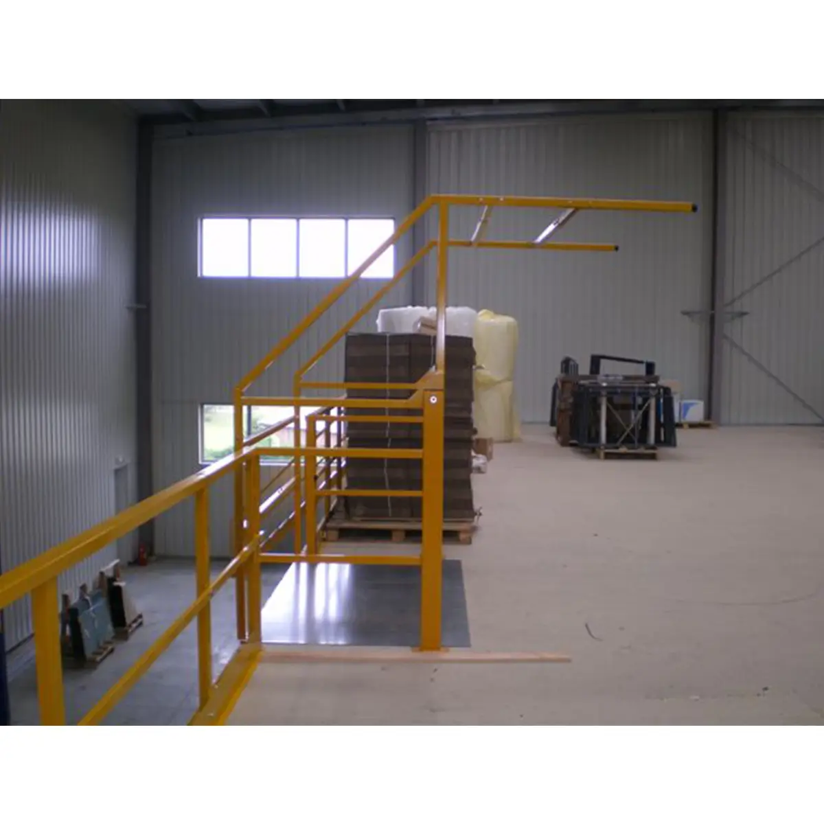 Mezzanine industrielle autoporteuse sur mesure - capacité 350 kg/m²_6