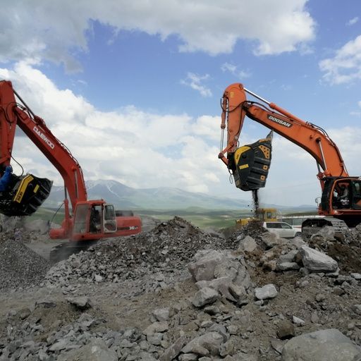 Godet concasseur BF120.4 S4 - Pour pelles hydrauliques 30 à 45 tonnes, capacité 1,3 m³_6