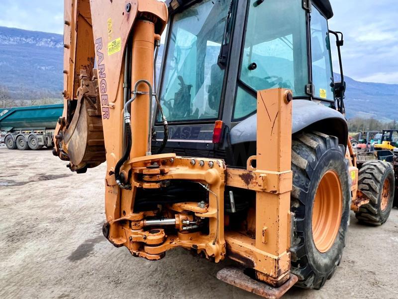 Case 580 Super R Serie 2_6