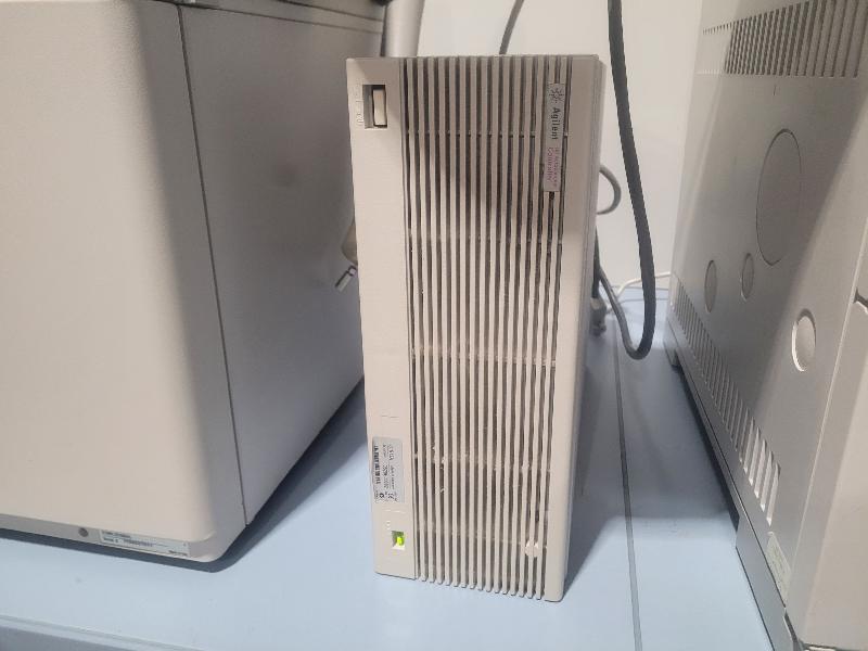 Chromatographe en Phase Gazeuse Agilent HP 6890 (G1530A) FID + échantillonneur Headspace G1888 + contrôleur G1512A + autosampler G1513A_6