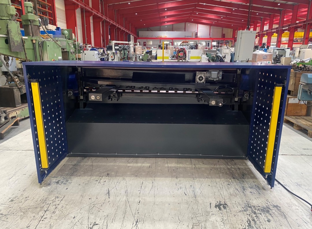 Cisaille mécanique ARROW type C2000x3 - rapide et précise pour tôles jusqu'à 3mm_6