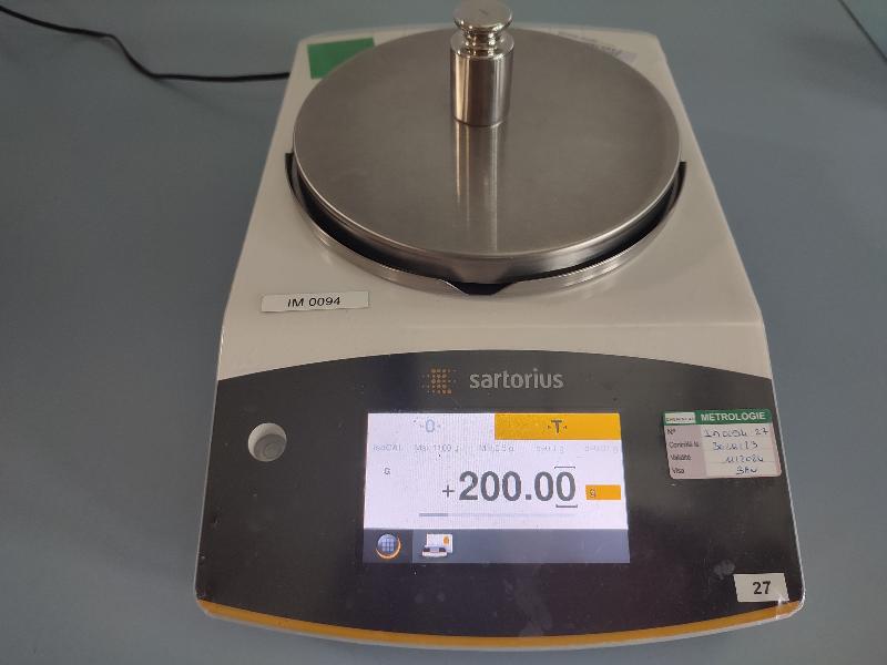 Balance de précision SARTORIUS QUINTIX 1102 1CFR  1100g / 0,01g_6