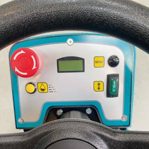 Autolaveuse autoportée T90/70R - rendement maximal réel 3500/2100m2/h - réservoirs grande capacité et double brosse_6