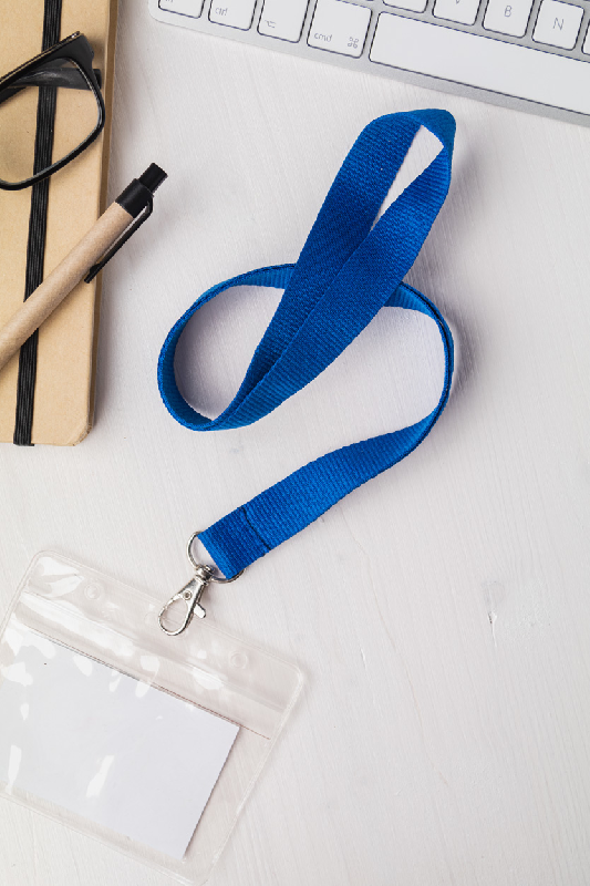 Tour de cou en polyester - mousqueton en métal - couleur bleue - poids 10g_6