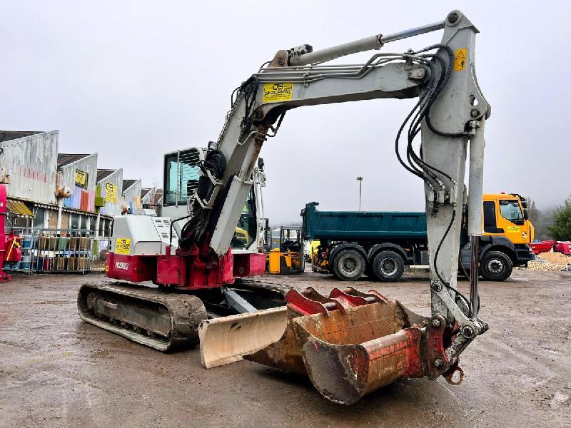 Takeuchi TB280FR pelle à chenille 8T_6