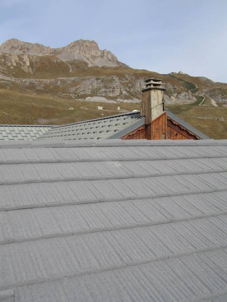 Toitures à résistance climatique anti-grêle et anti-tempête en acier - GERARD®, METROTILE® et DECRA®_6