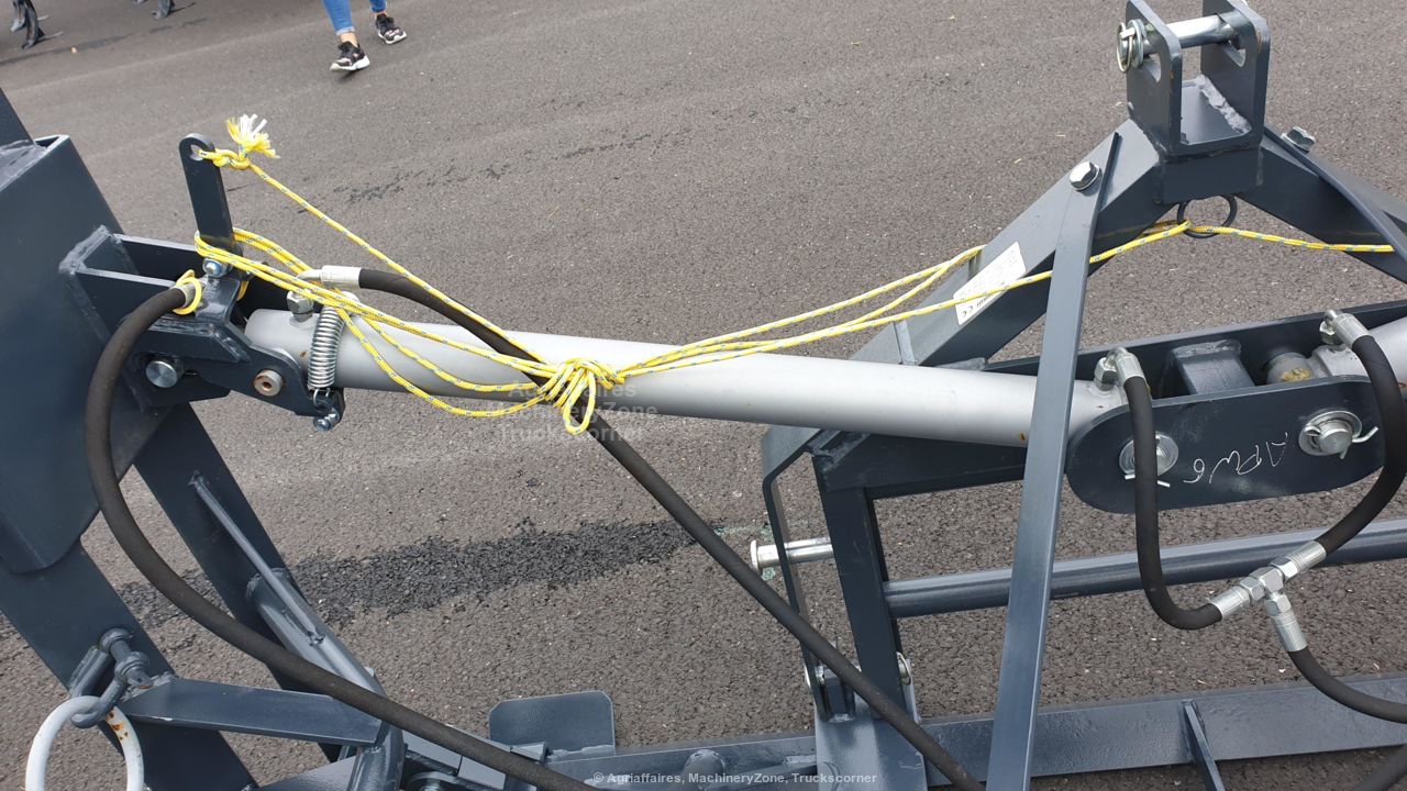 Régénérateur ou herse de prairie - Sonarol - repliage hydraulique - Largeur 6m - Modèle neuf_6