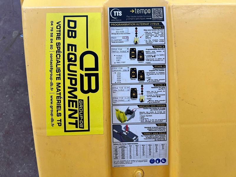 FEUX DE CHANTIER TRICOLORES tts tempo avec telecommande d'occasion_6