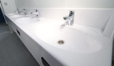 Conteneur sanitaire de douche 10', hygiénique et propre - Containex_6