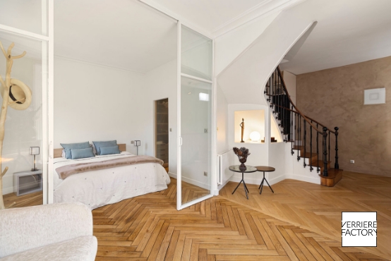 Verrière coulissante en acier sur mesure, idéale pour agrandir vos espaces_6