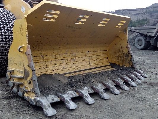 Godet carriere pour chargeuse_7