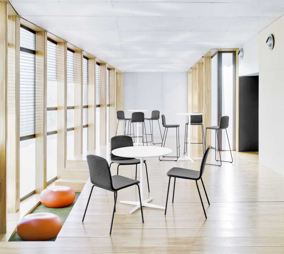Chaise empilable Anna - polyvalente pour conférence, collectivité, accueil ou détente - fabrication européenne_6