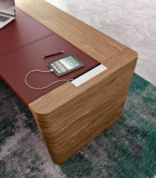 Bureau de direction ébénisterie de forme intemporelle - X10_6