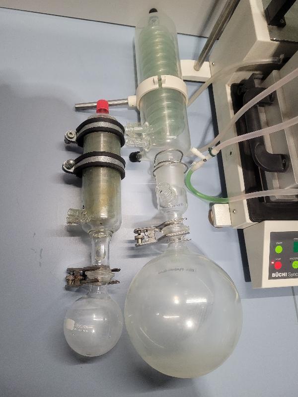 Plateforme BUCHI Syncore Q-101 + pompe à vide KNF + un controlleur de vide V-850_6