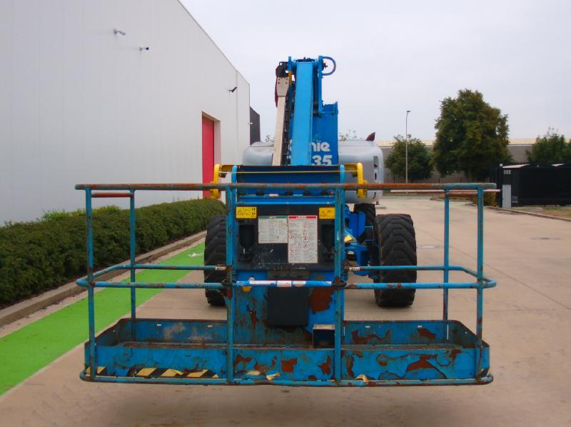 Nacelle articulée GENIE z135-70rt occasion_6