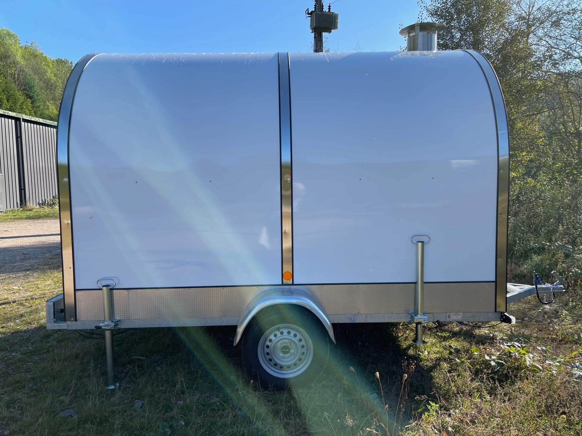 Remorque food-truck  pré équipée idéale  pour commerce ambulant mobile, sandwicherie, street food - Modèle LARGE 170/300XL_6