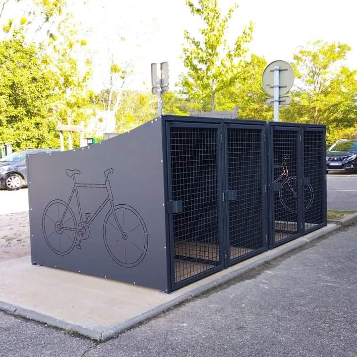 Box à vélos fermé sécurisé à  parois pleines ou grillagées adapté aux zones sensibles ou à forte densité- EVO 3_6