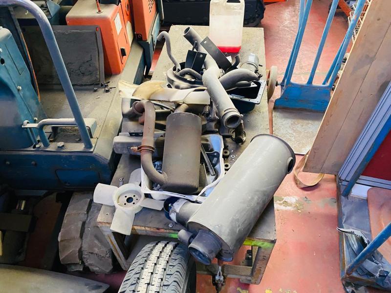 KUBOTA KX-012 Mini pelle (vendu pour pièces)_6