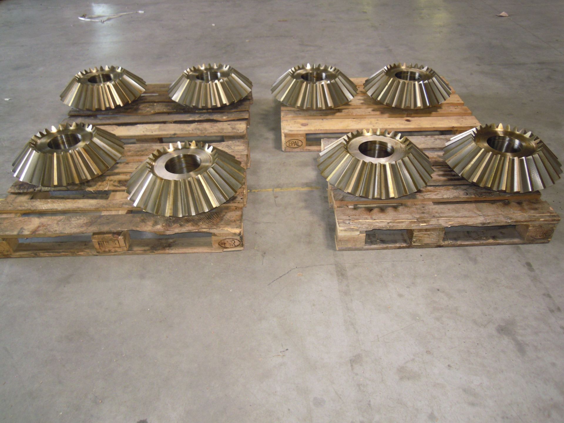 Engrenages coniques à denture droite et hélicoïdale - jusqu'au module 20_6