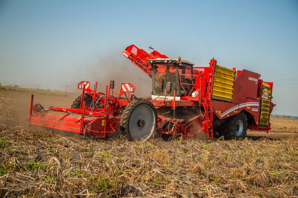 Récolteuse automotrice VARITRON 470 - ASA-LIFT - Trémie 7000 kg, moteur Mercedes-Benz phase V, châssis sur roues_0