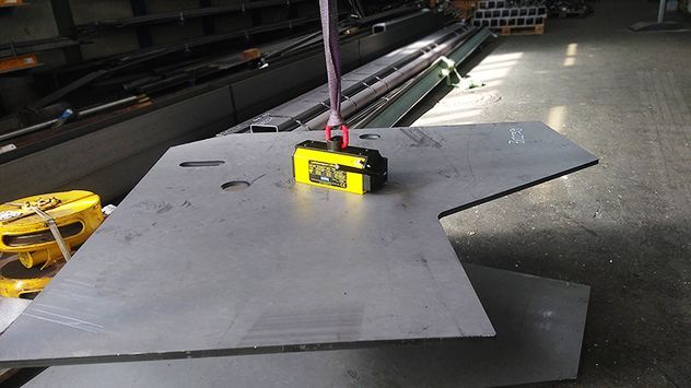 Aimant de levage 2000kg - maniement à deux mains via levier avec blocage de sécurité - Elift Série Assfalg_6