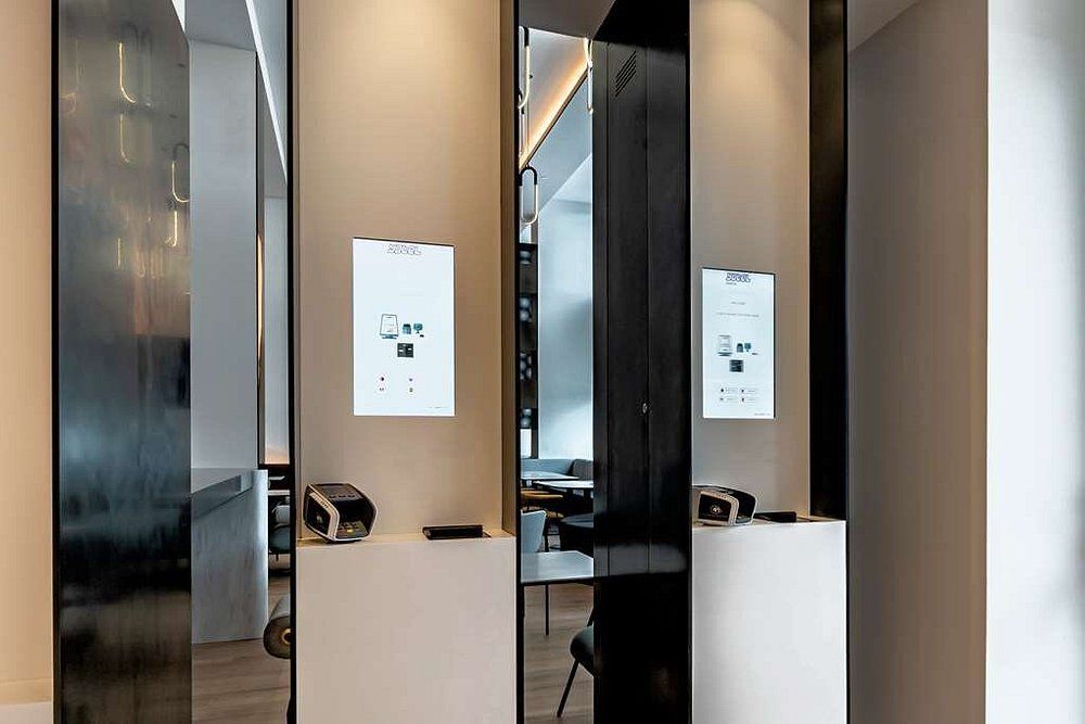 Borne intérieure encastrable d?enregistrement/check-in pour hôtel ? Libre-service et personnalisable_6