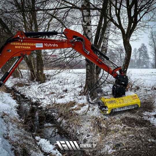 Débroussailleuse sans drainage externe pour mini pelle