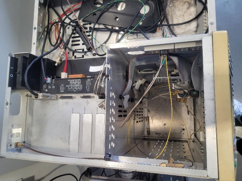 2 Chromatographes en Phase Gazeuse GC 3800 pour pèces VARIAN_6