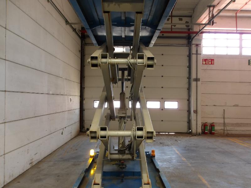 Nacelle ciseaux GENIE gs2046 occasion_6