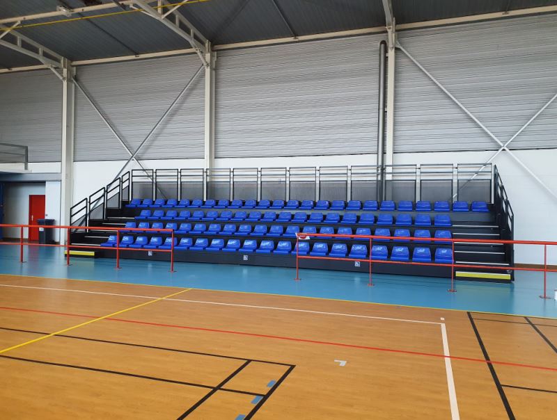 Tribune télescopique  pour des manifestations culturelles_6