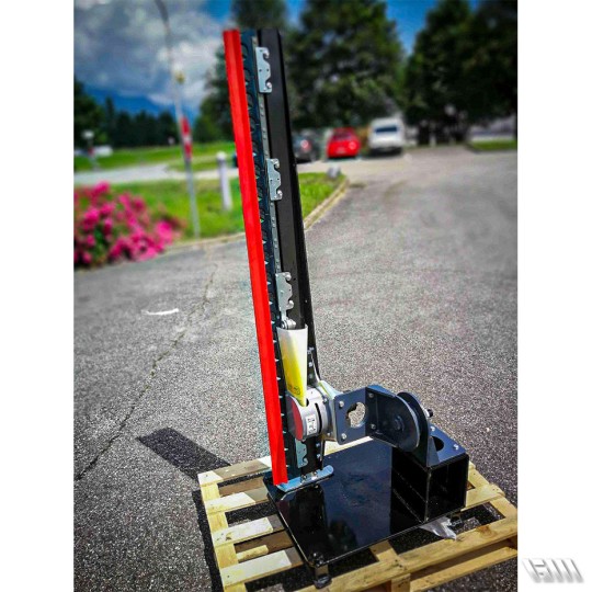 Taille haie avec renvoi d'angle réglable en option