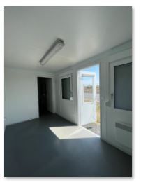 Bureau modulaire Batimodule® 30 pieds - Dimensions 9,12m x 2,43m x 2,59m - Isolation, électricité et équipements inclus_6