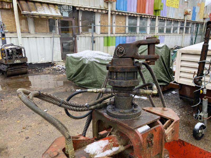 GODET benne preneuse_6