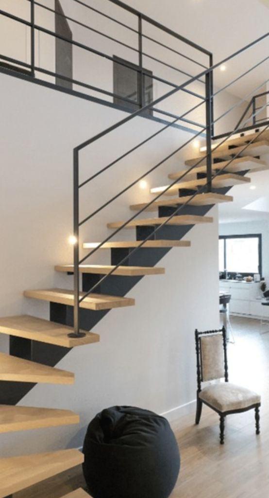 Escalier tournant - acier - limon crémaillère - marches bois - garde-corps sur mesure_6