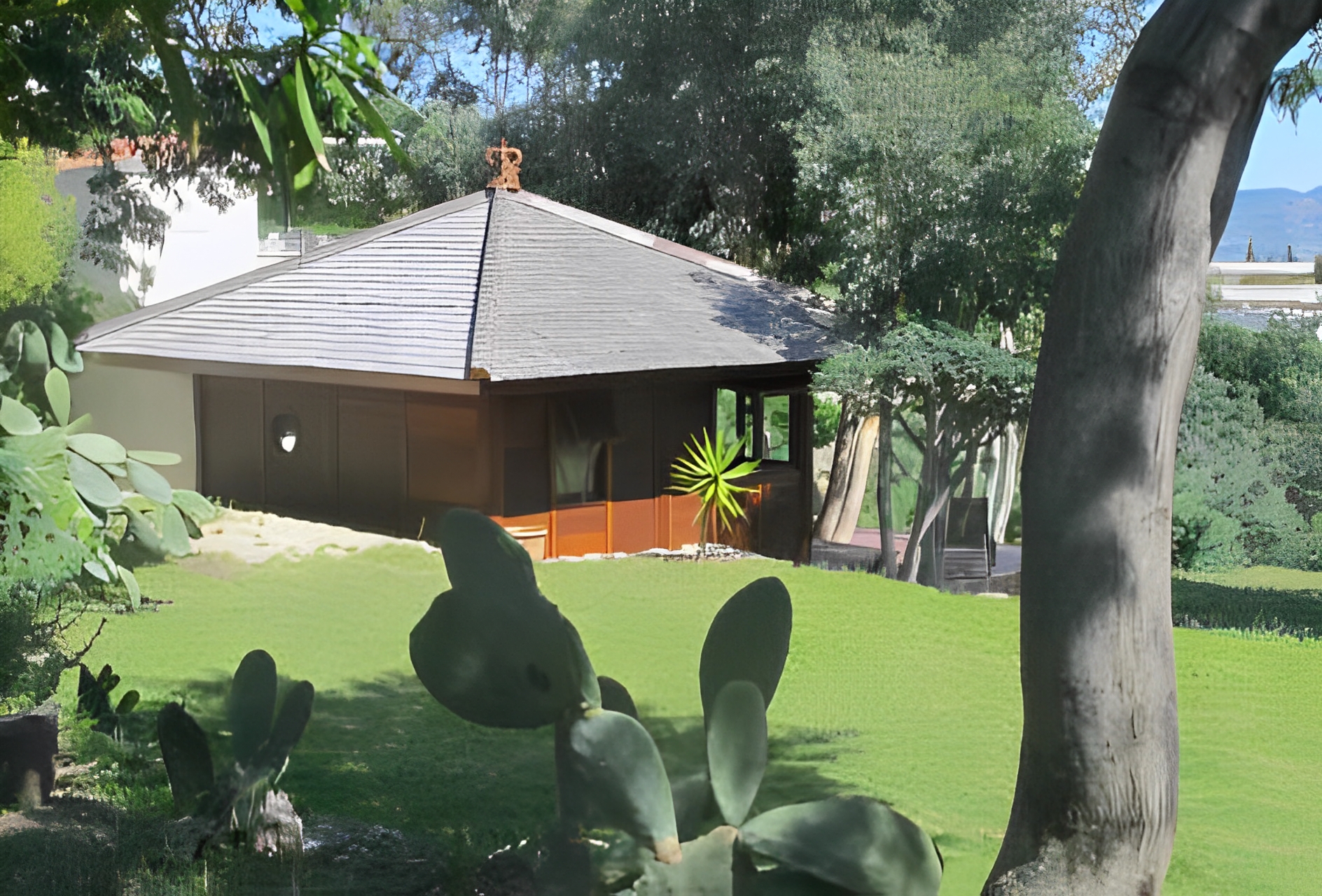 Kit maison bois exotique avec délais de fabrication de 30 jours