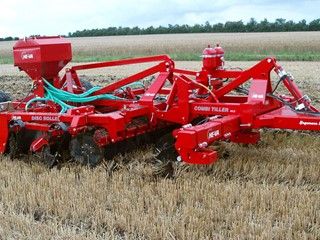 Combi-Tiller MKII - Décompacteur agricole HE-VA - Poids : 890 à 1715 kg - Flexibilité et protection contre les pierres_6