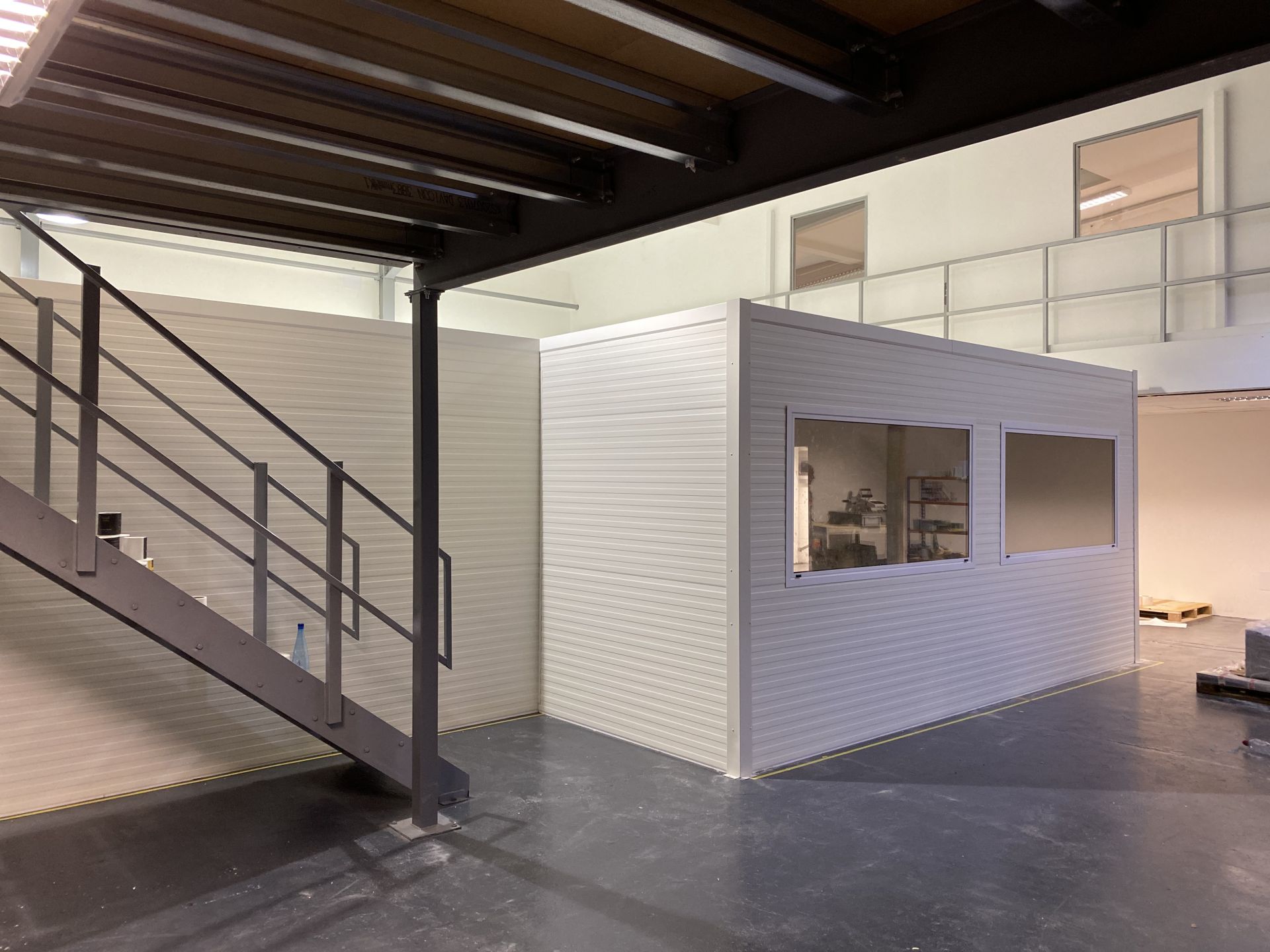 Cabine industrielle modulaire en kit - ossature 100% acier galvanisé - bâtiment prêt à monter_6