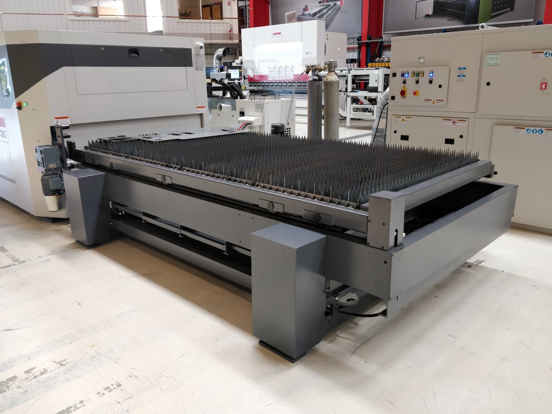 Table de découpe laser fibre ADFORM - BLE PRO - 13117 - 3000W - Format 1500x3000mm - Précision et faible encombrement_6