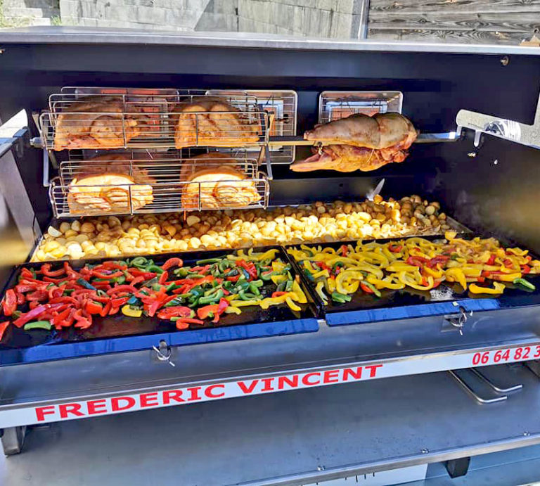 Tournebroche prestige de mobigrill :  l'alliance parfaite entre tourne broche et plancha_6